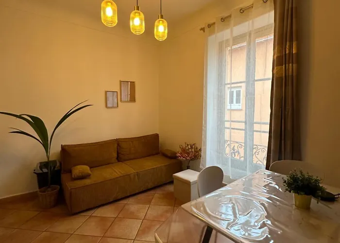 Villarey - In شقة *